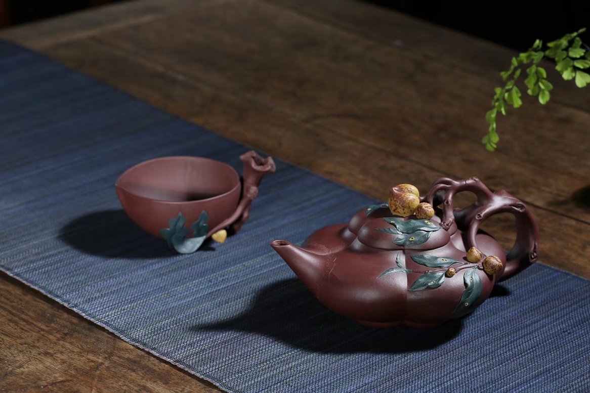 张伟军作品 圣桃