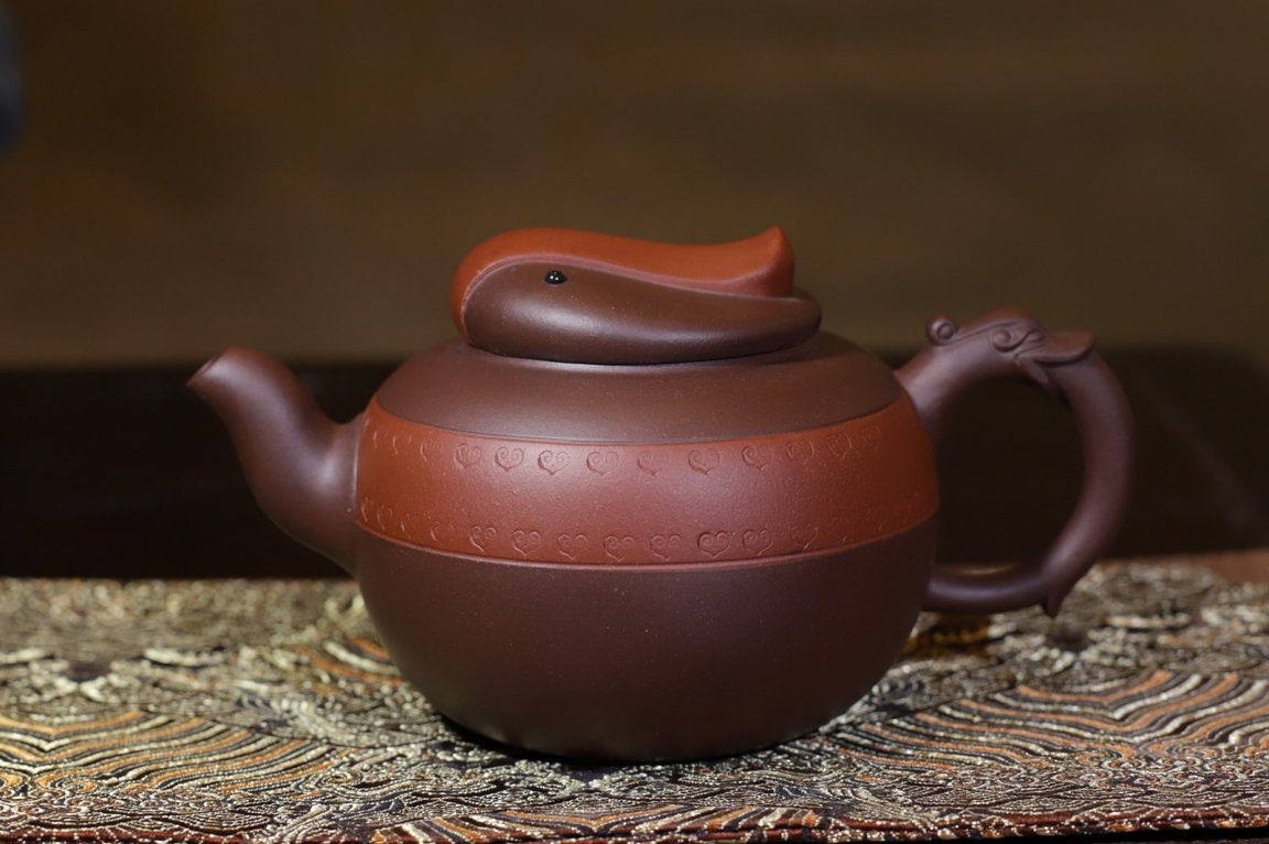强国青作品 双色神龙