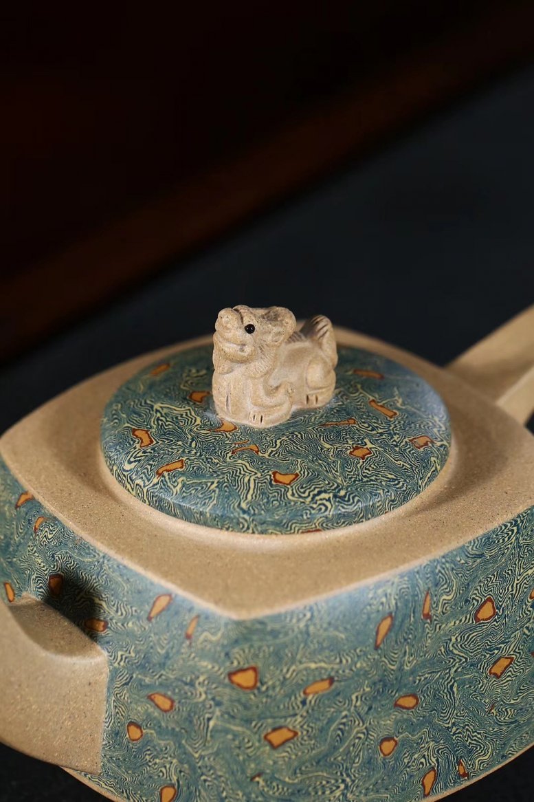 杨军保作品 绞泥灵龙