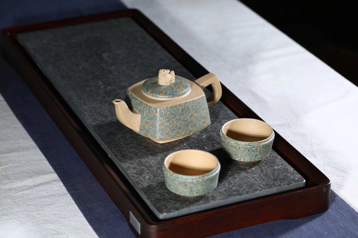 杨军保作品 绞泥灵龙