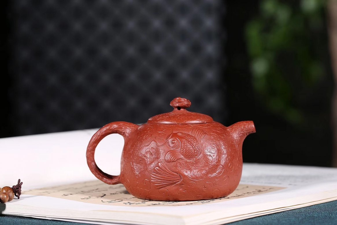 张伟军作品 鱼化龙供春