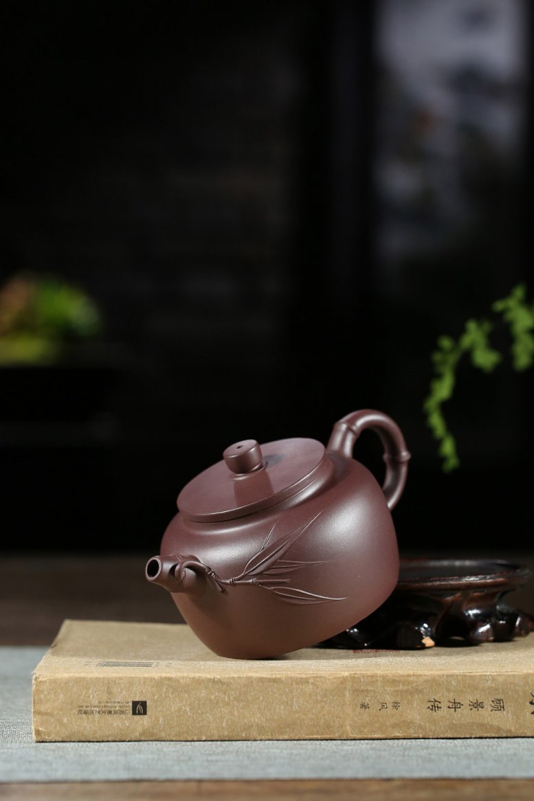 胡小香作品 品竹壶