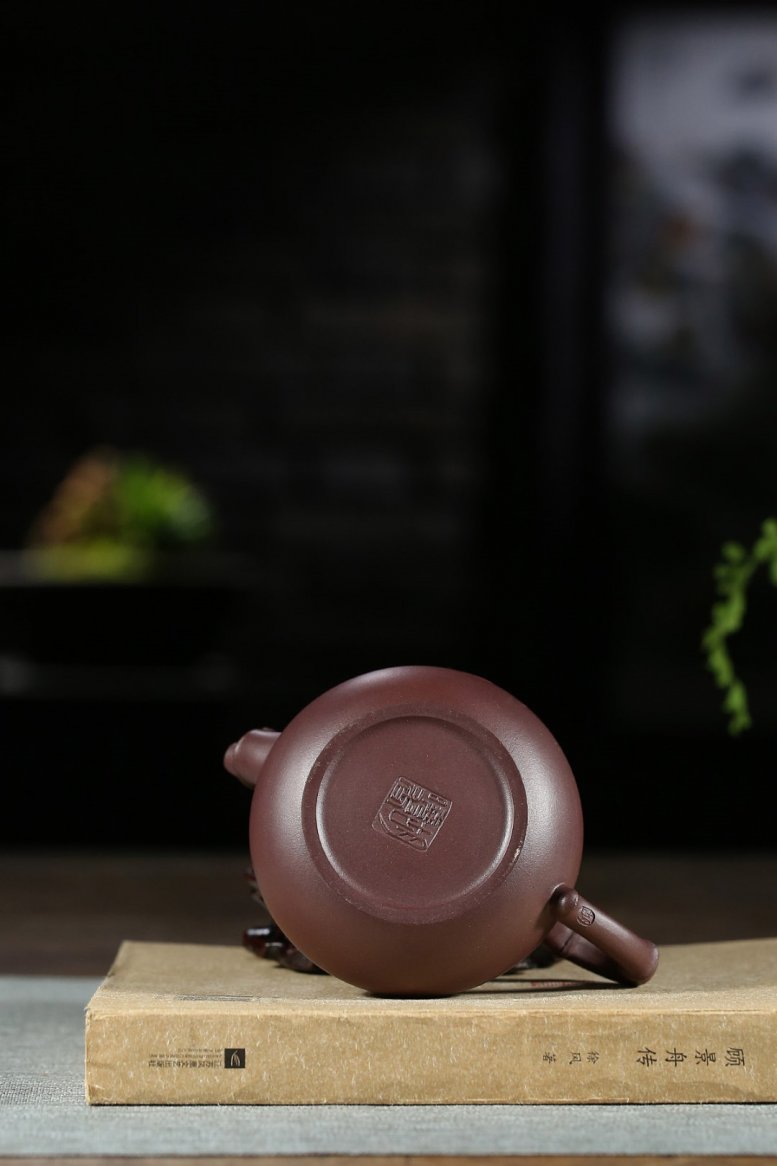 胡小香作品 秀竹壶