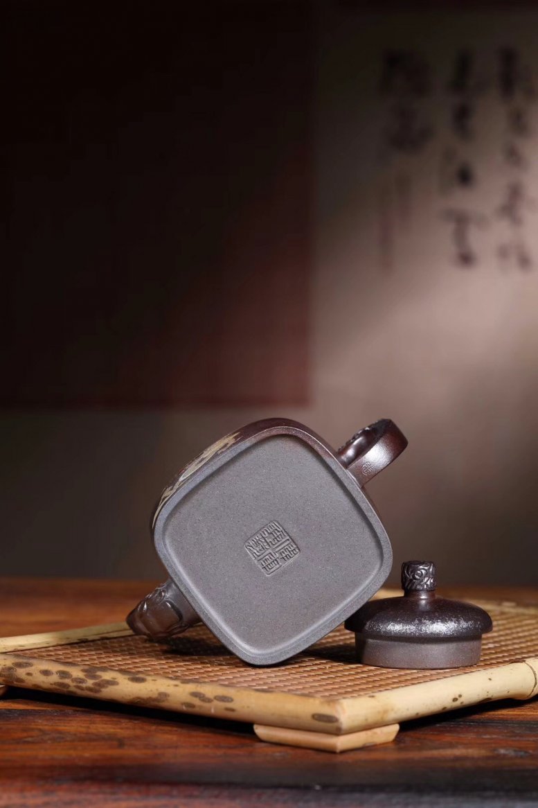 张伟军作品 柴烧龙腾盛世