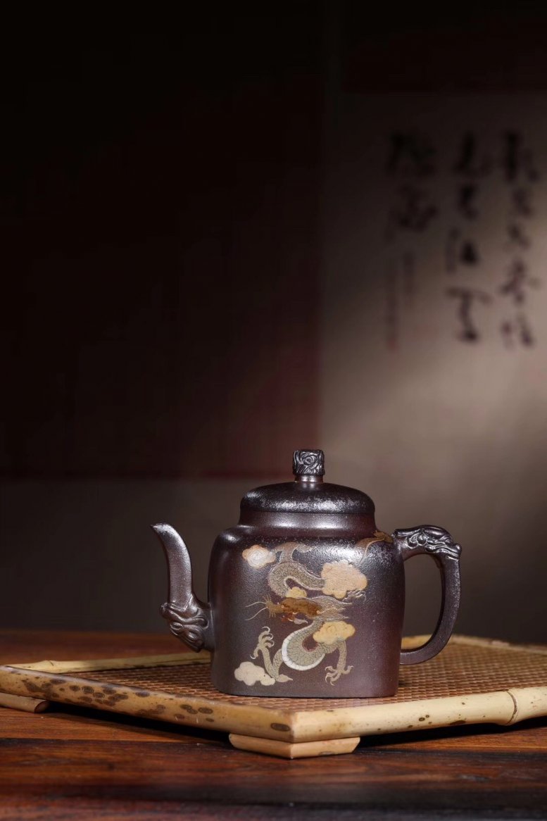 张伟军作品 柴烧龙腾盛世