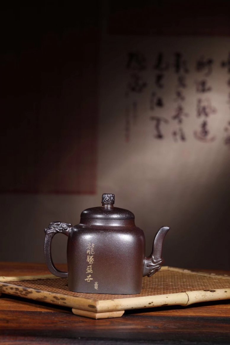张伟军作品 柴烧龙腾盛世