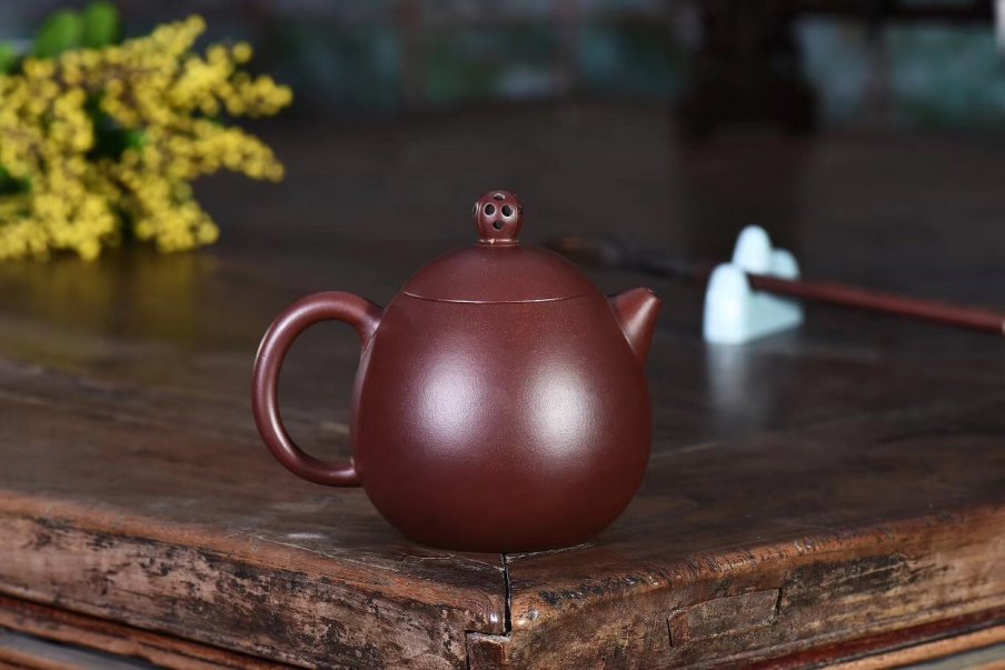 戚志君作品 龍蛋
