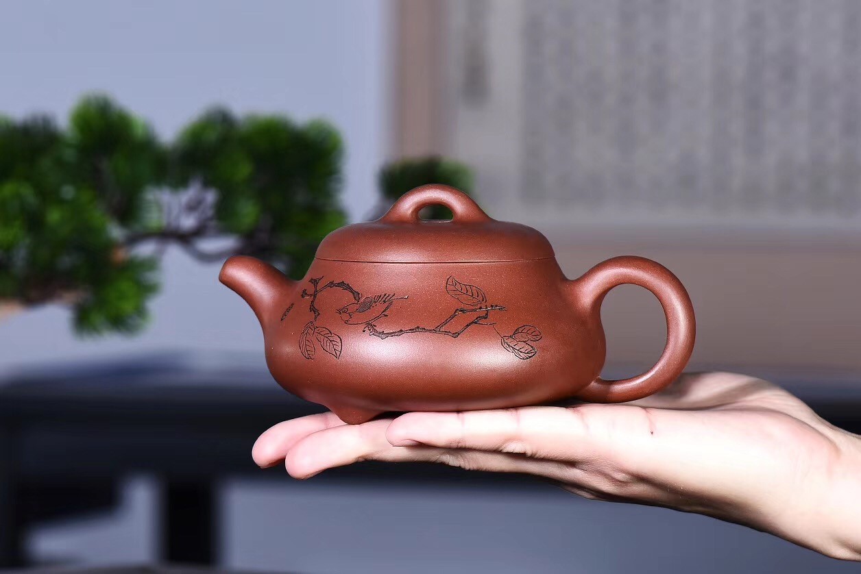 戚志君作品 汉唐石瓢