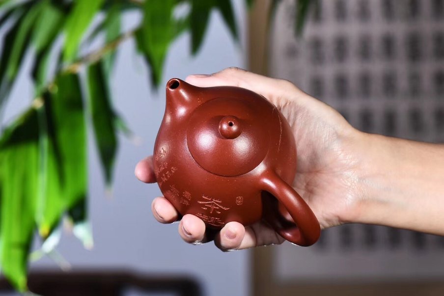 陈顺根作品 龙蛋