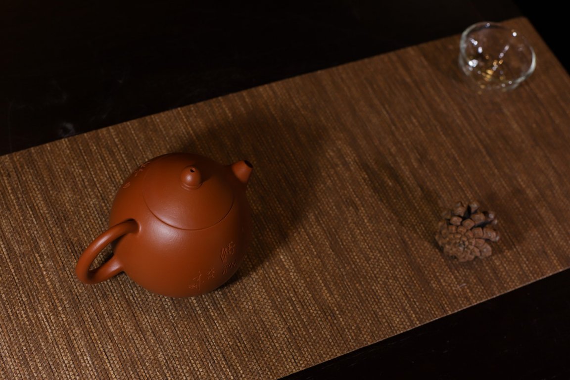 徐峰作品 龙蛋