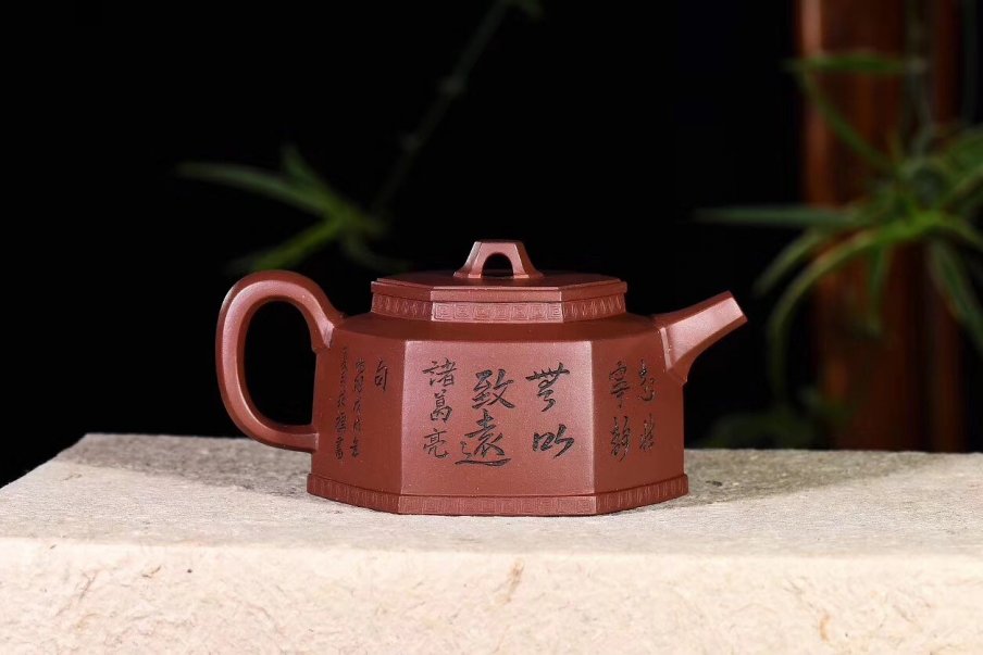 郑求标作品 六方金钟