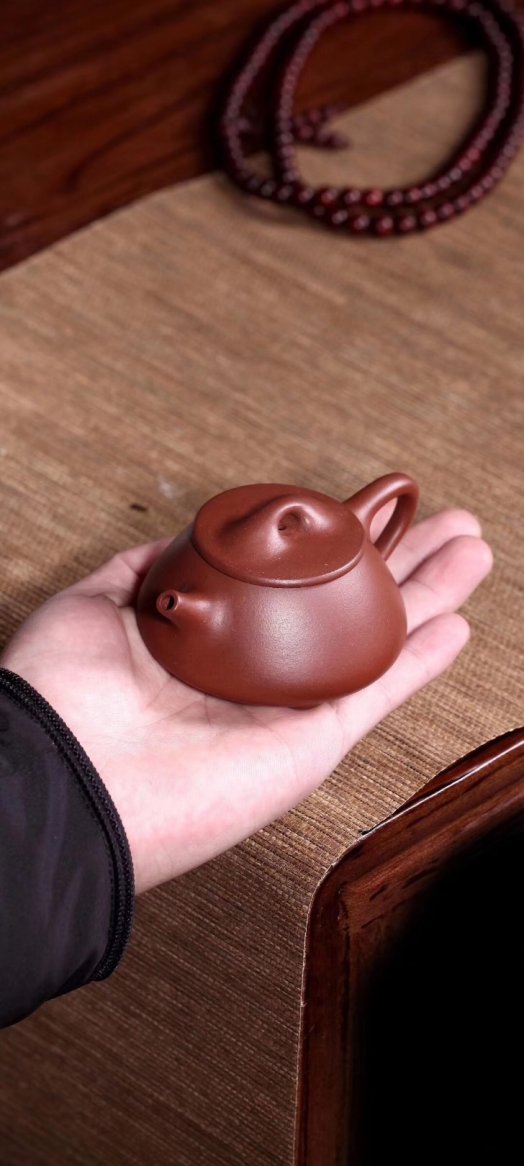 戚志君作品 石瓢