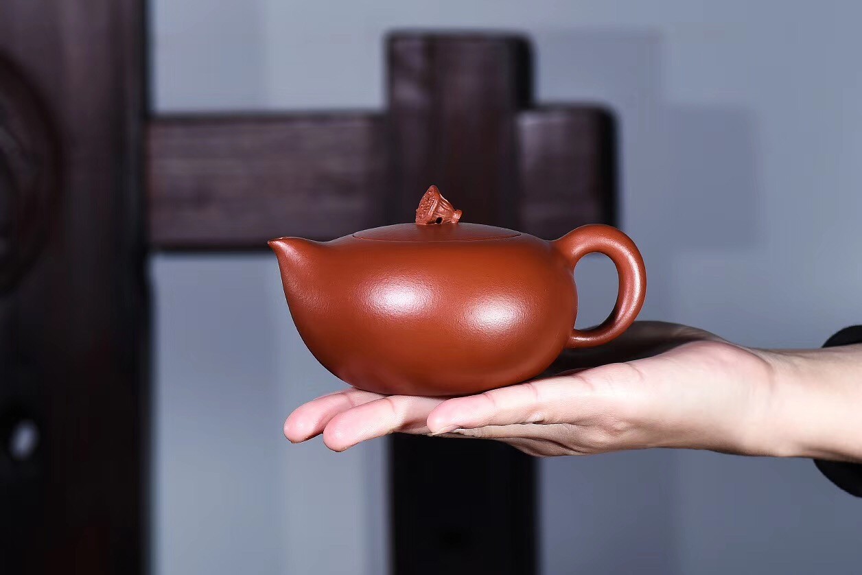 戚志君作品 清莲