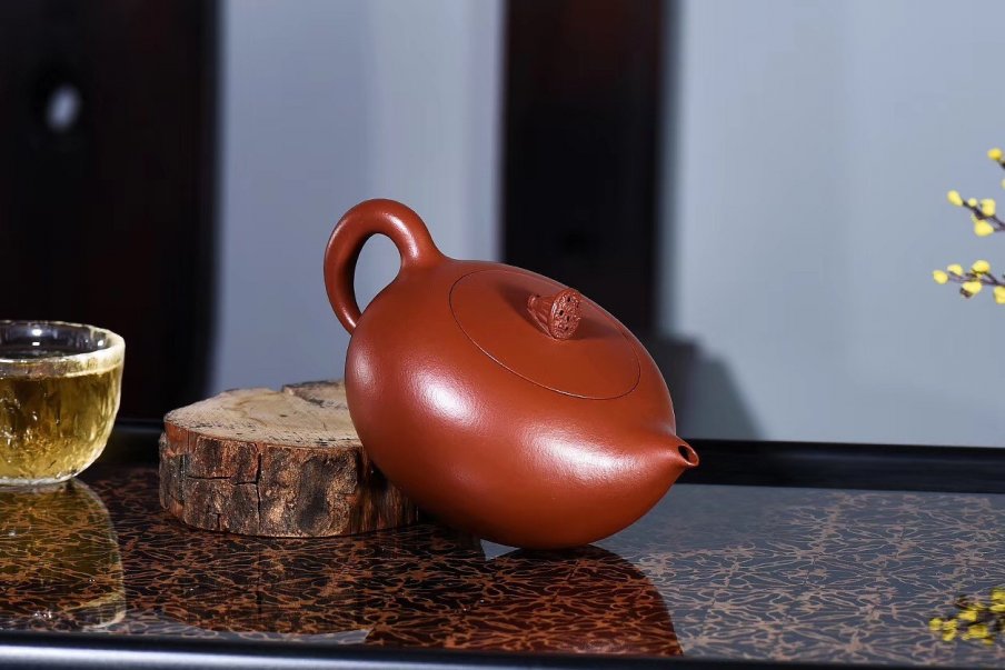 戚志君作品 清莲