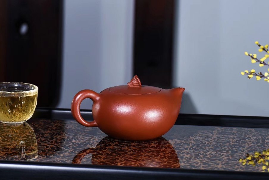 戚志君作品 清莲