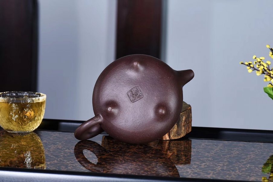 陈顺根作品 矮石瓢