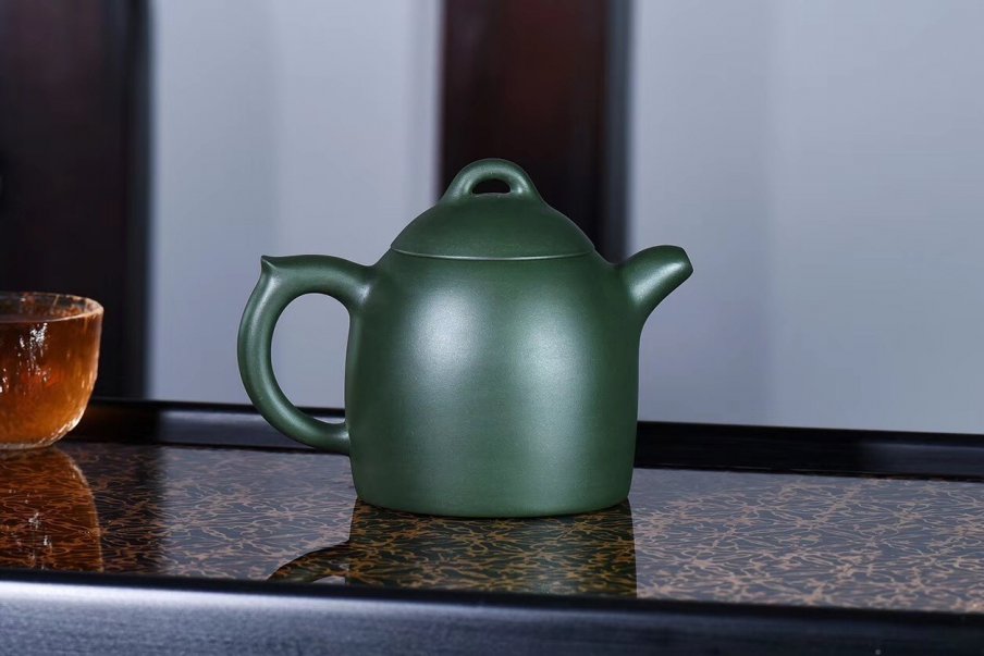 戚志君作品 秦权