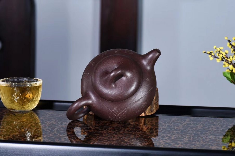 陈顺根作品 矮石瓢