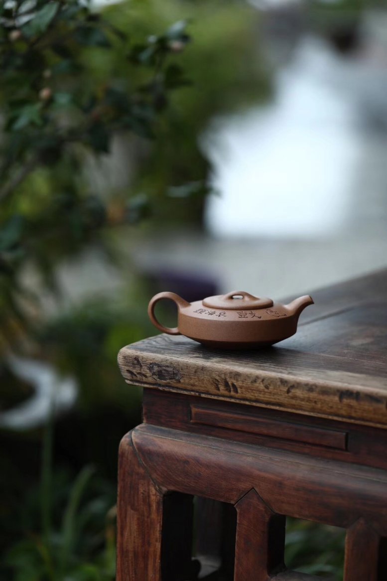 华芳玉作品 手工边鼓