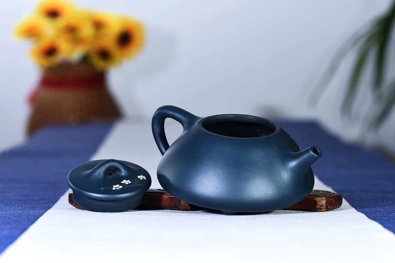 戚志君作品 石瓢