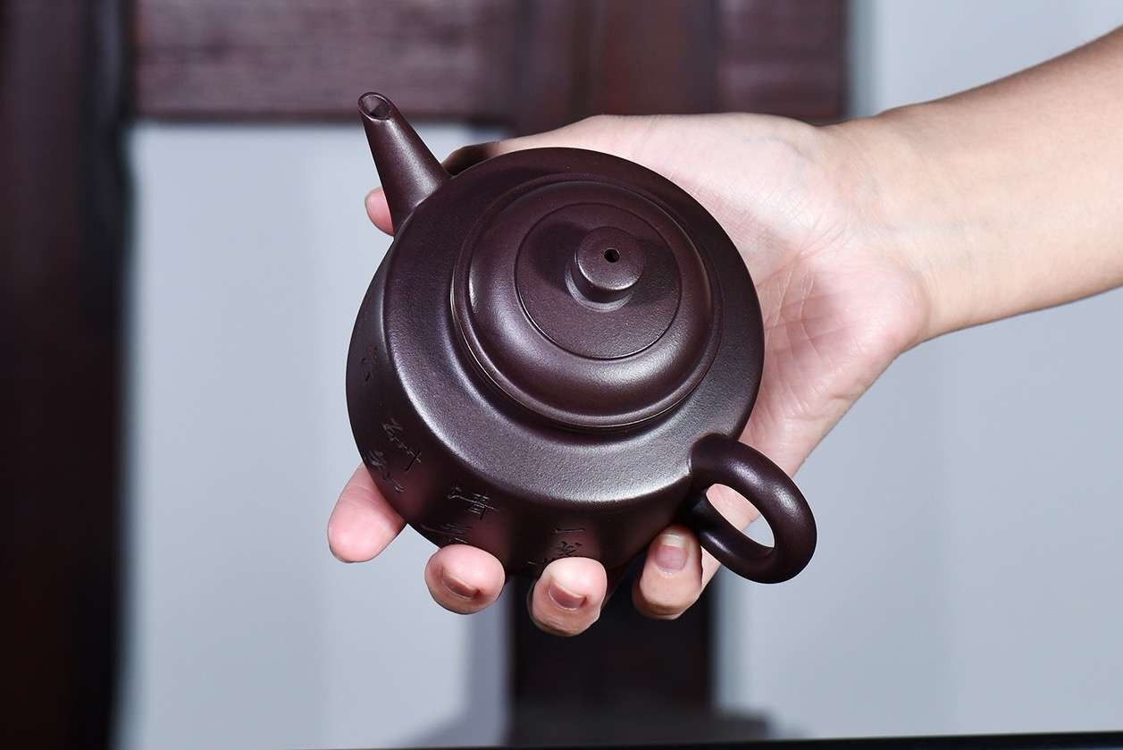 戚志君作品 剑流德钟