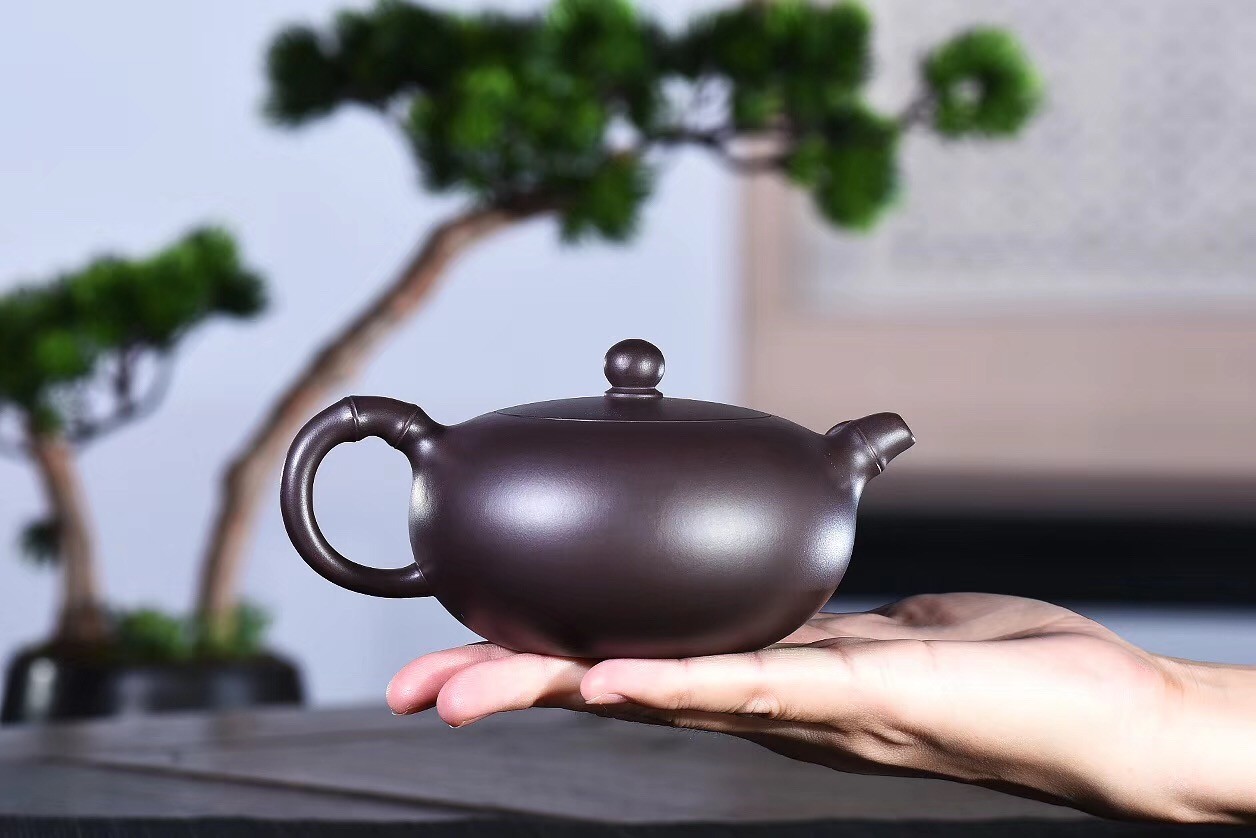 戚志君作品 竹节玉润