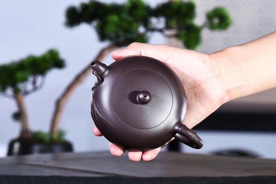 戚志君作品 竹节玉润
