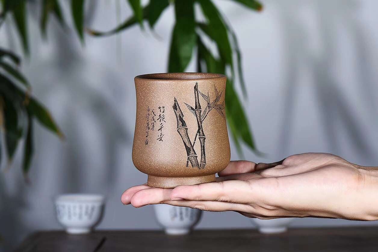 庞红俊作品 主流个人杯