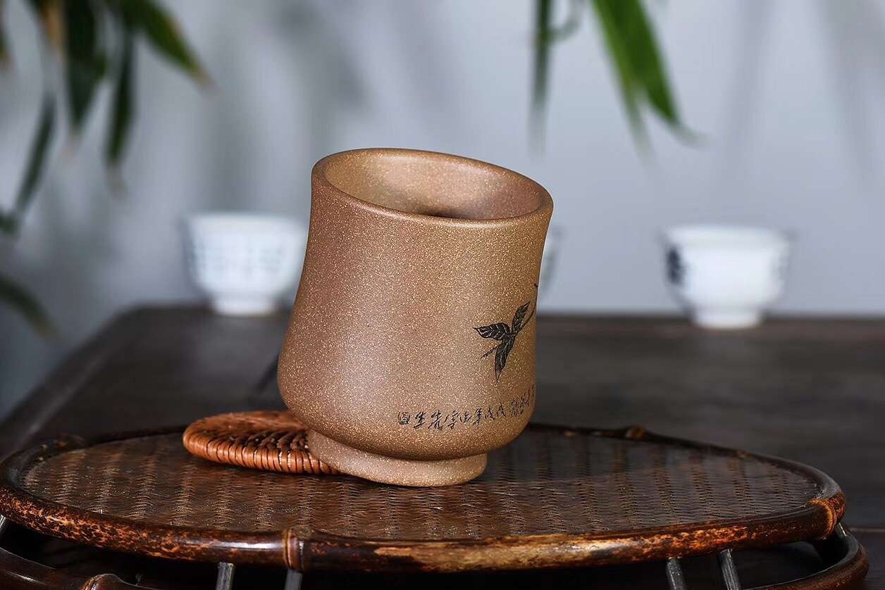庞红俊作品 主流个人杯