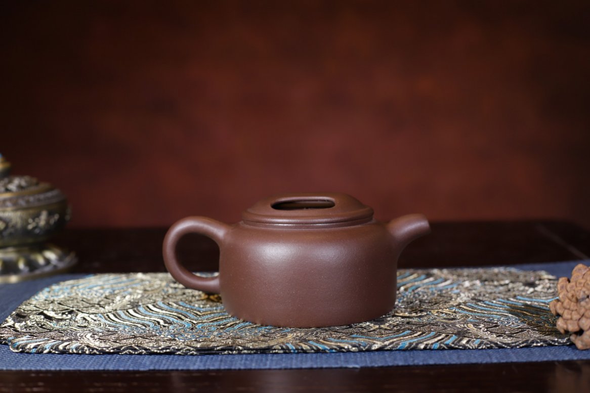 卢小伟作品 牛盖莲子