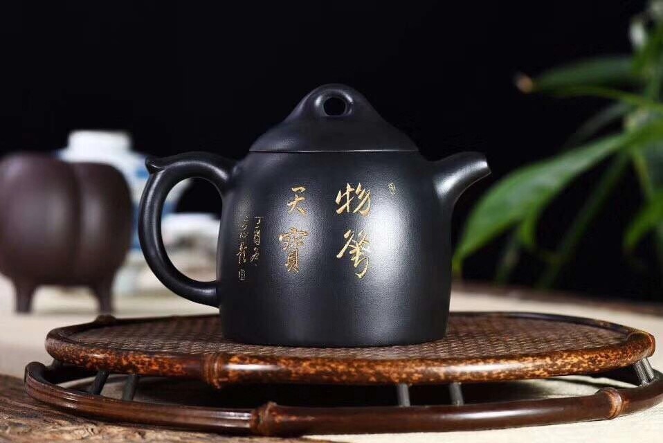 范永芳作品 秦权