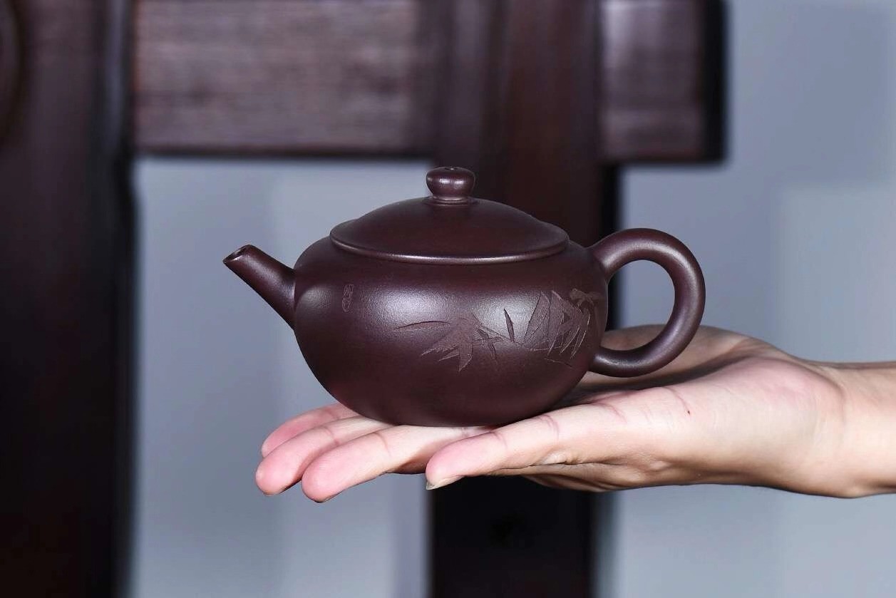 戚志君作品 碗玉