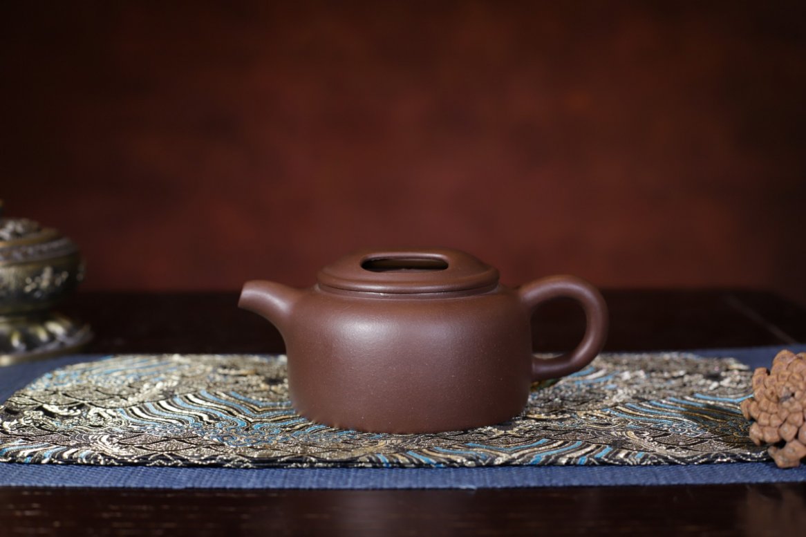 卢小伟作品 牛盖莲子