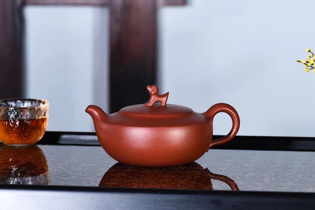戚志君作品 瑞狗纳福