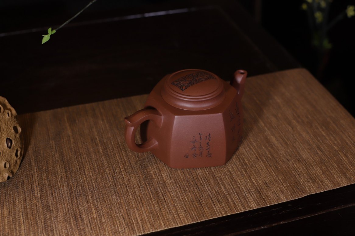 胡小香作品 乾坤六方