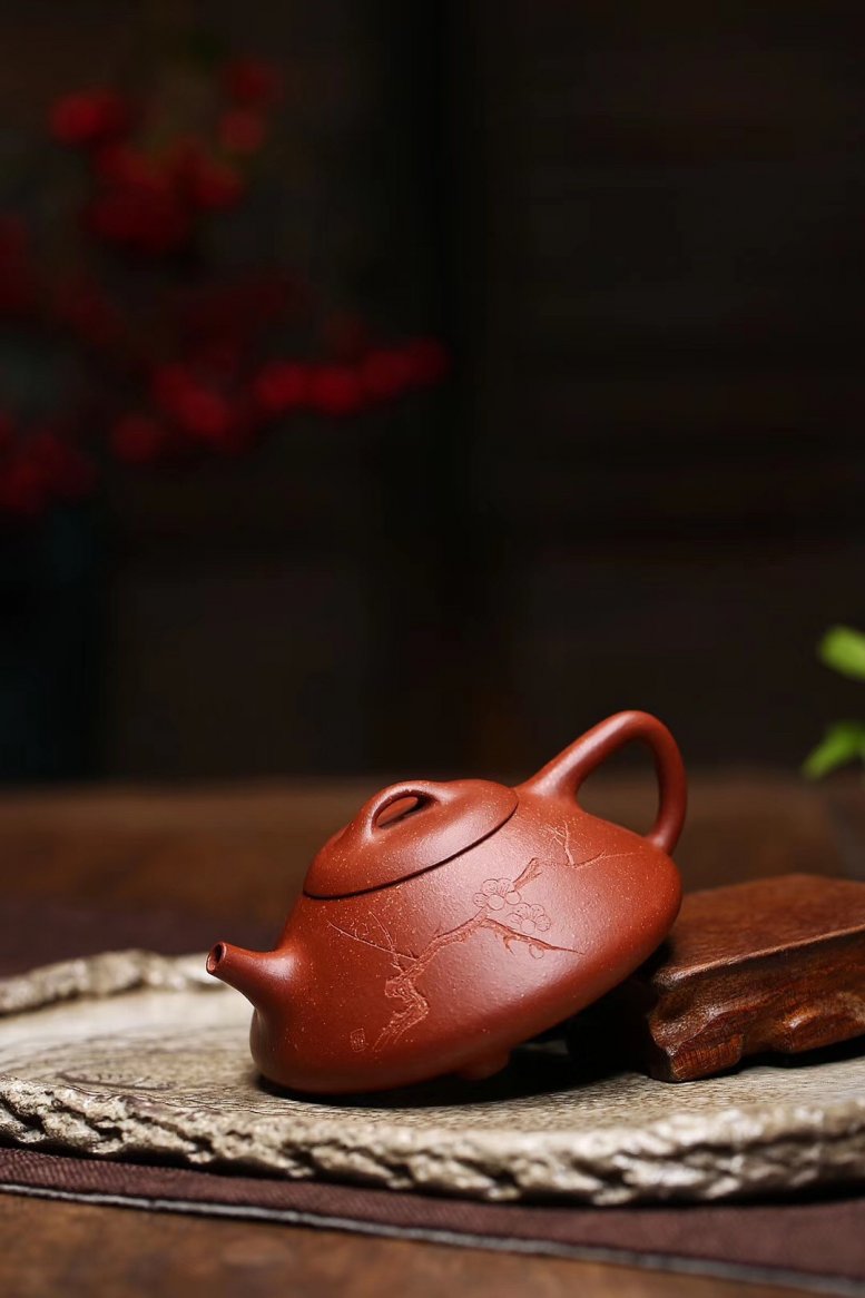 杨军保作品 暗香石瓢