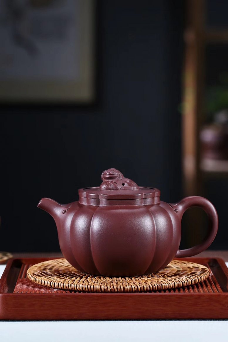 张伟军作品 狮球