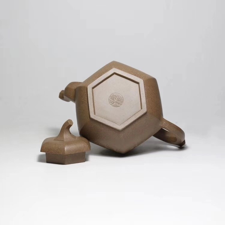 钱文英作品 六方茄瓜