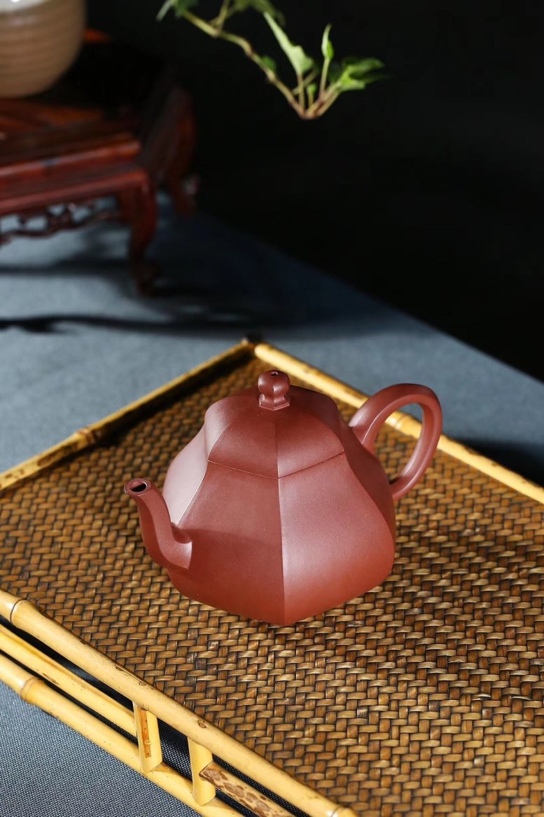 杨军保作品 六方思亭
