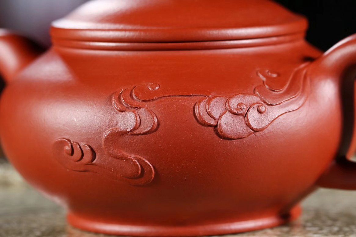 张伟军作品 祥云潘壶
