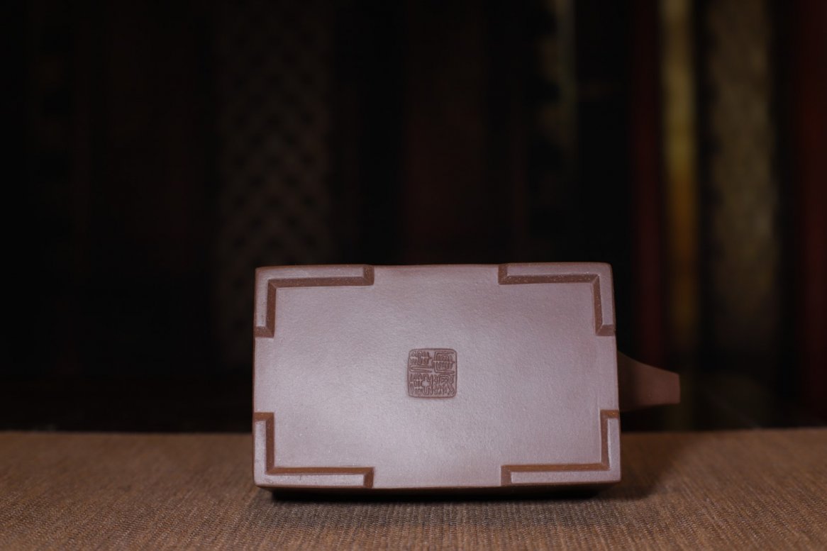张伟军作品 金玉提梁