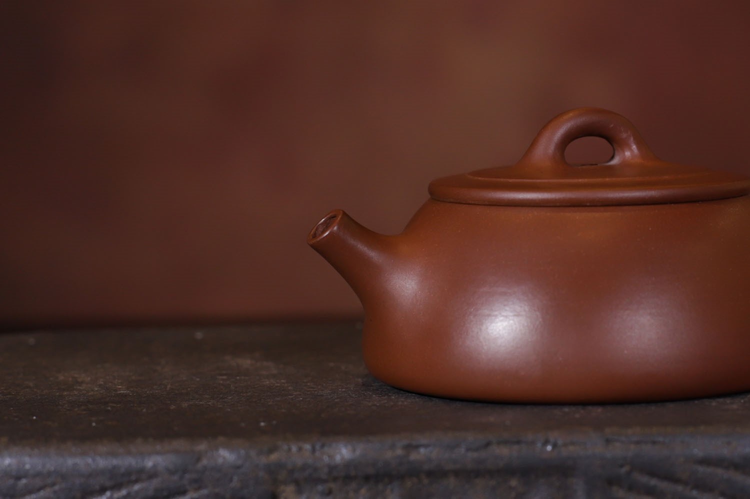 范育君作品 宽口石瓢