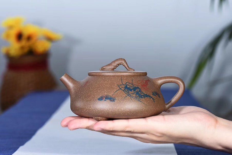 戚志君作品 虾趣石瓢