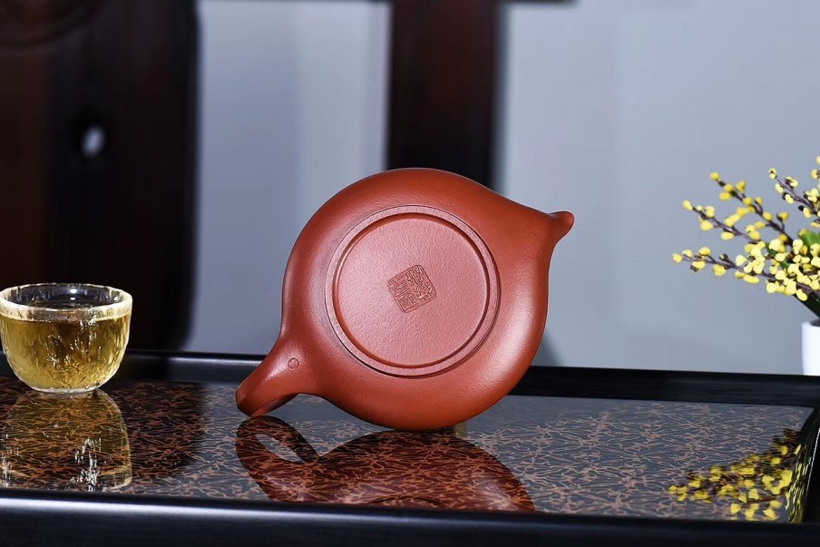 戚志君作品 灵鸟