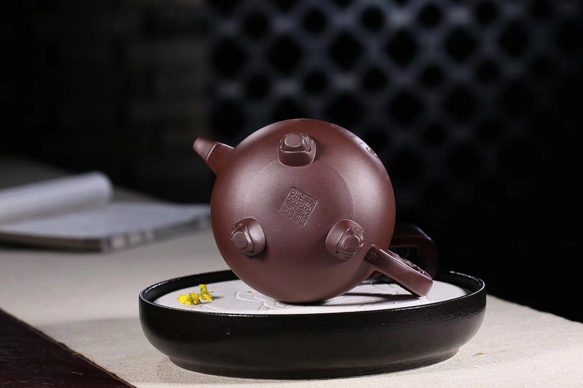 杨军保作品 双龙戏珠