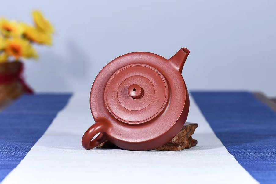 戚志君作品 周盘
