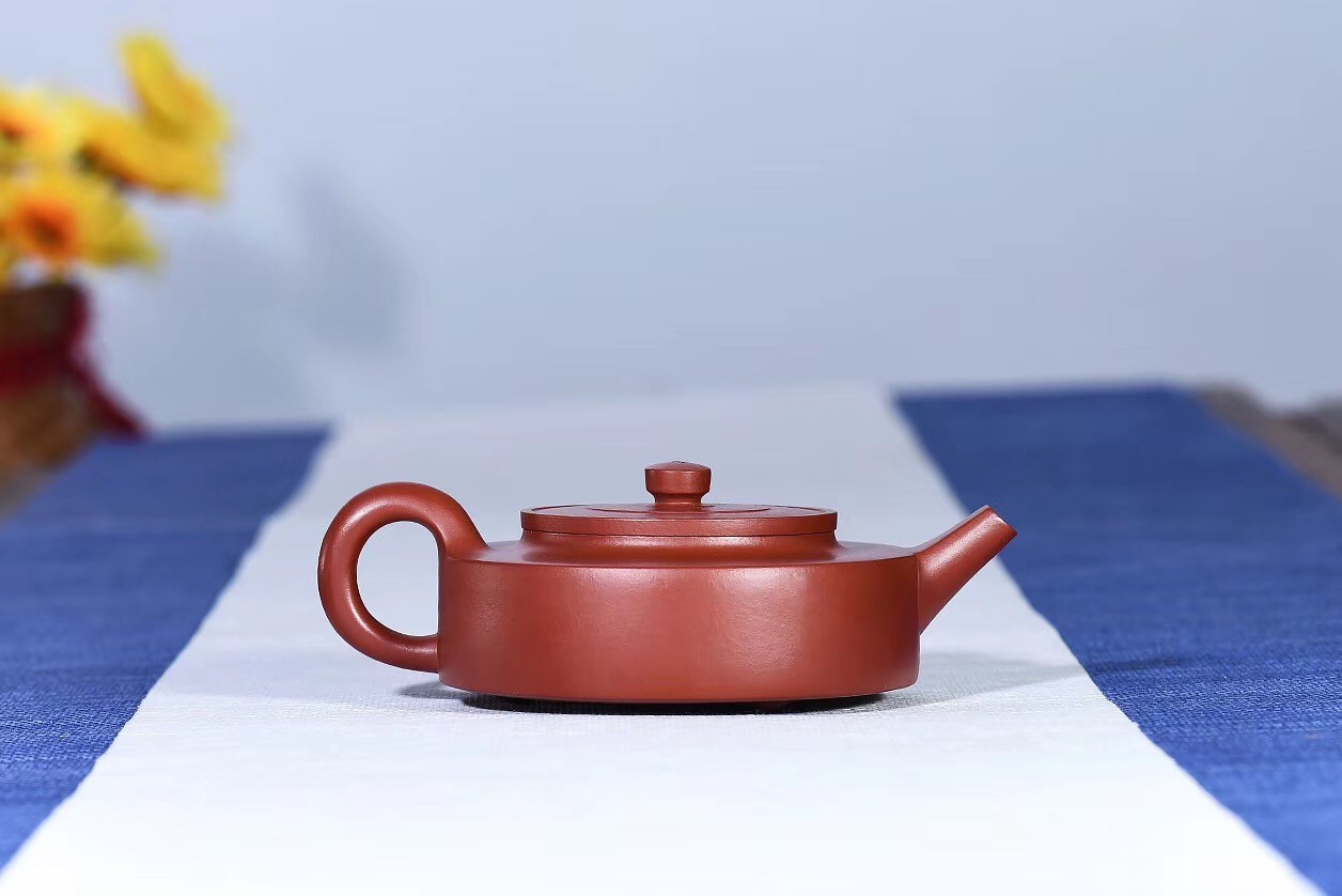 戚志君作品 周盘