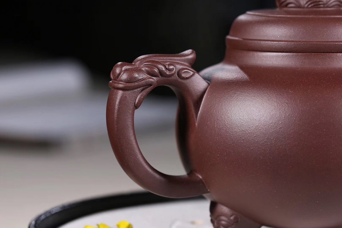 杨军保作品 双龙戏珠