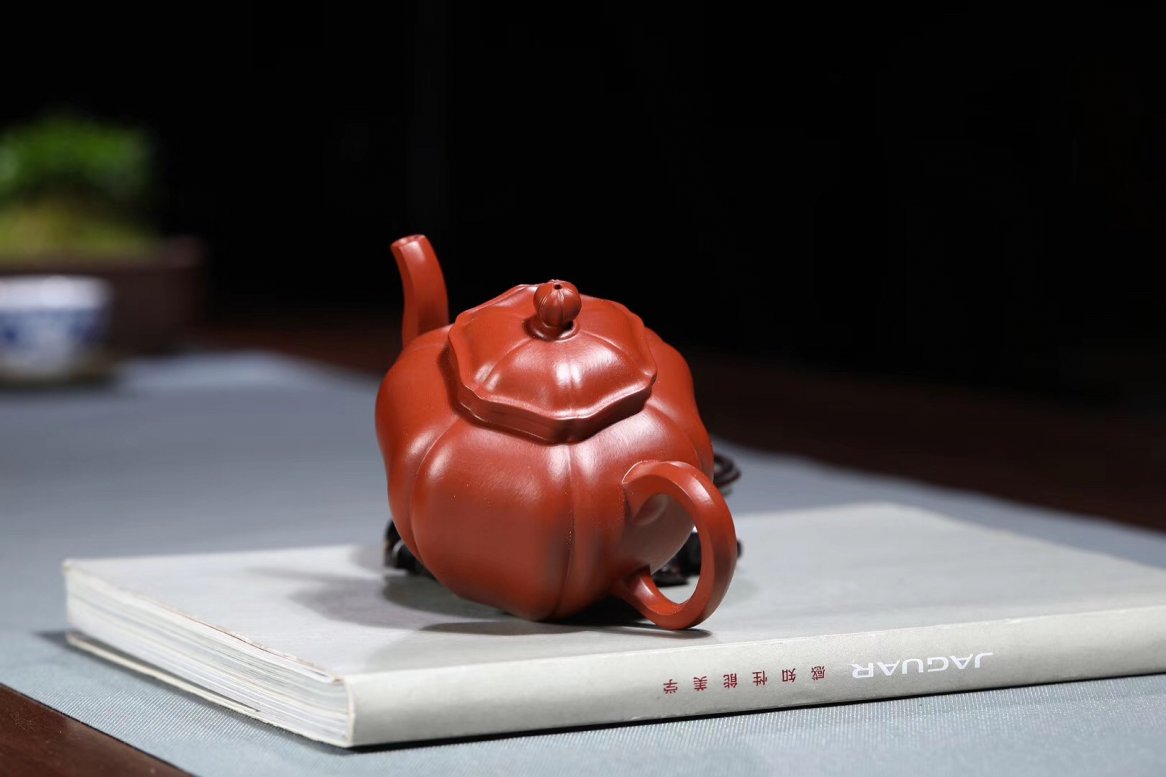 杨军保作品 葵掇球