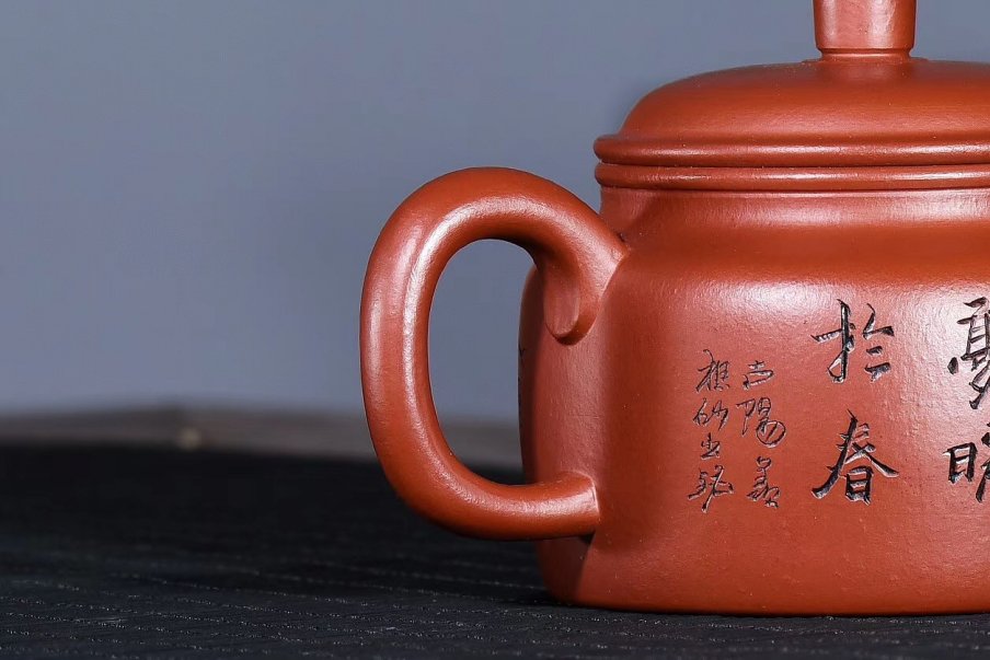 戚志君作品 德钟